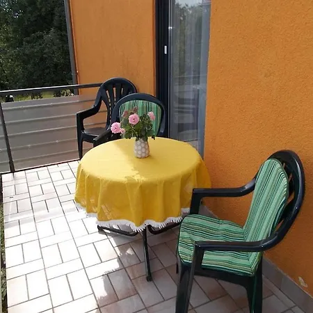 With 1 Bedroom Tatil Evi *