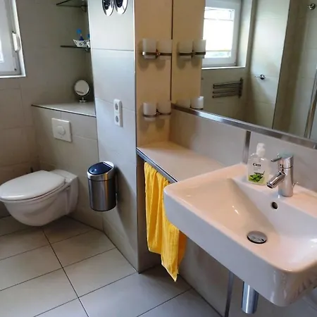 With 1 Bedroom Дом отдыха *