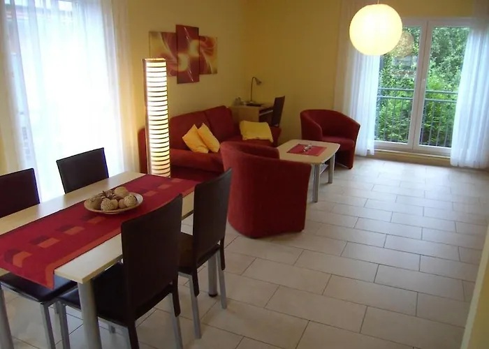 With 1 Bedroom *